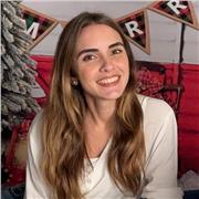 Maestra de educación infantil da clases particulares de repaso de primaria